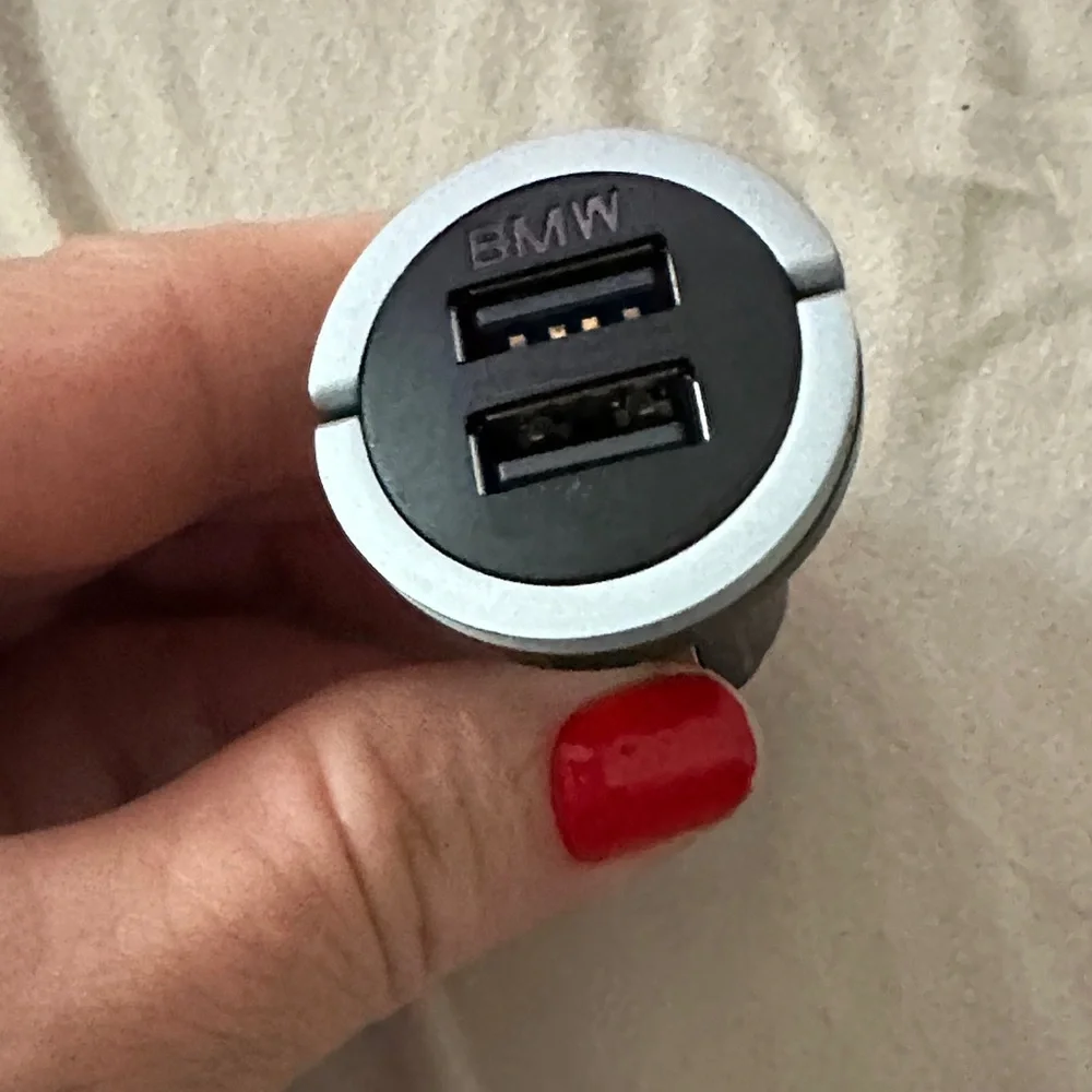 BMW Silver Dual USB Car Charger - Picture 1 of 3